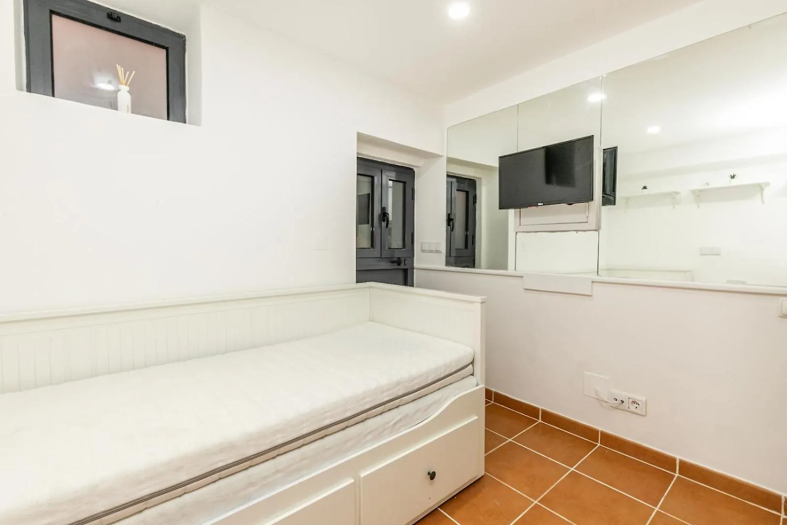 City Center Charm - Lisbon Studio